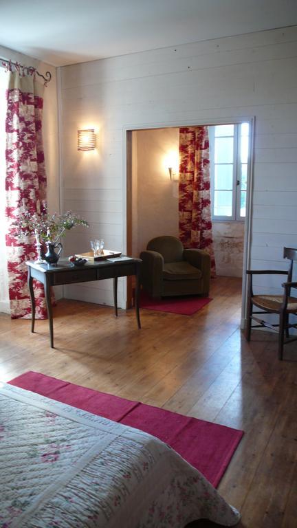 Chambres D'Hotes Logis De L'Astree Saint-Bris-des-Bois Εξωτερικό φωτογραφία