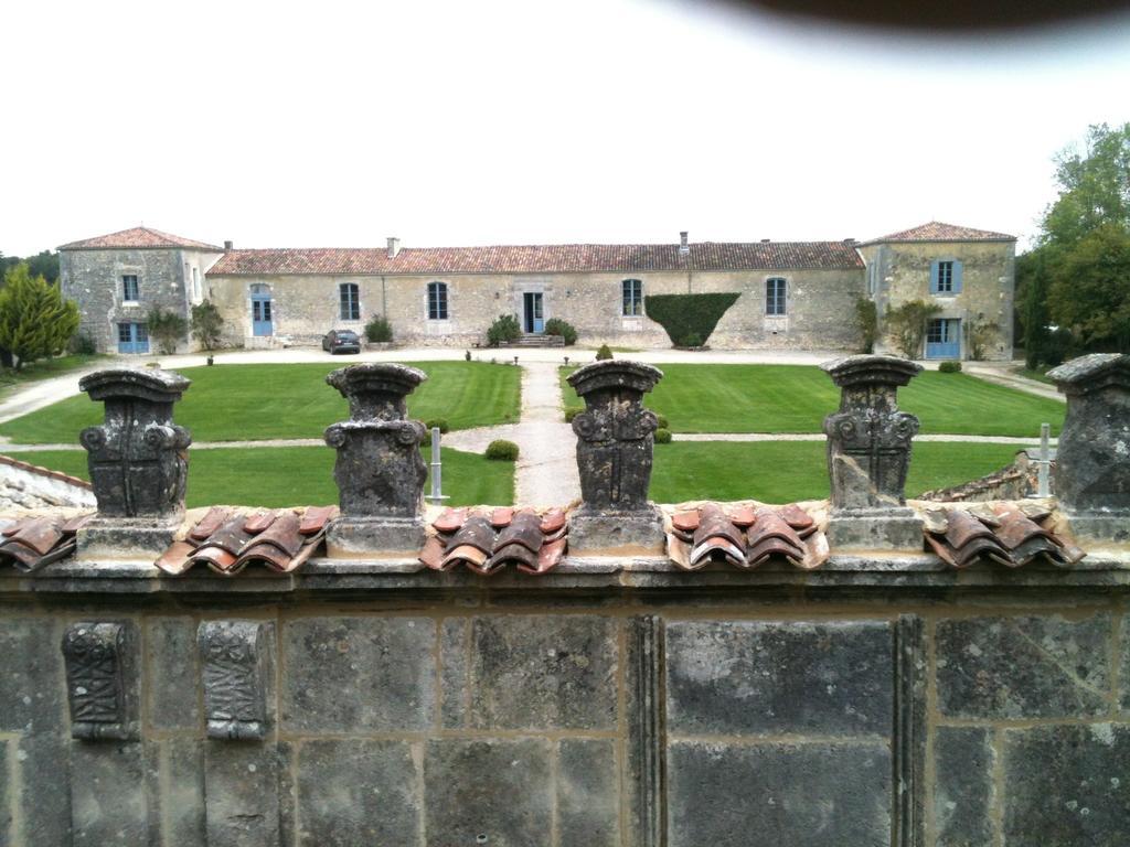 Chambres D'Hotes Logis De L'Astree Saint-Bris-des-Bois Εξωτερικό φωτογραφία